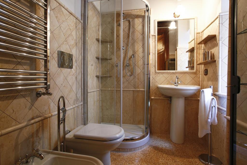 Casa Vacanza Colosseo Ρώμη Δωμάτιο φωτογραφία