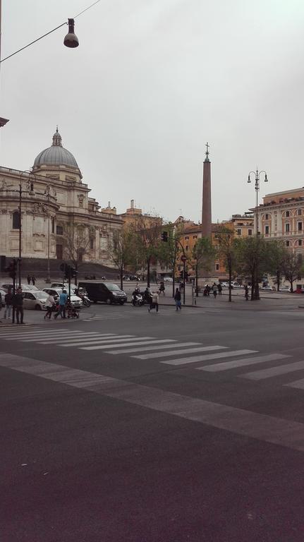 Casa Vacanza Colosseo Ρώμη Εξωτερικό φωτογραφία
