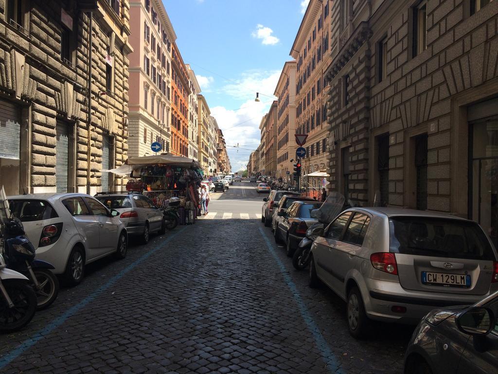 Casa Vacanza Colosseo Ρώμη Εξωτερικό φωτογραφία